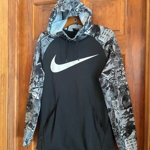 Nike Dri-FIT Black and Gray Hoodie Boys size M 10/12